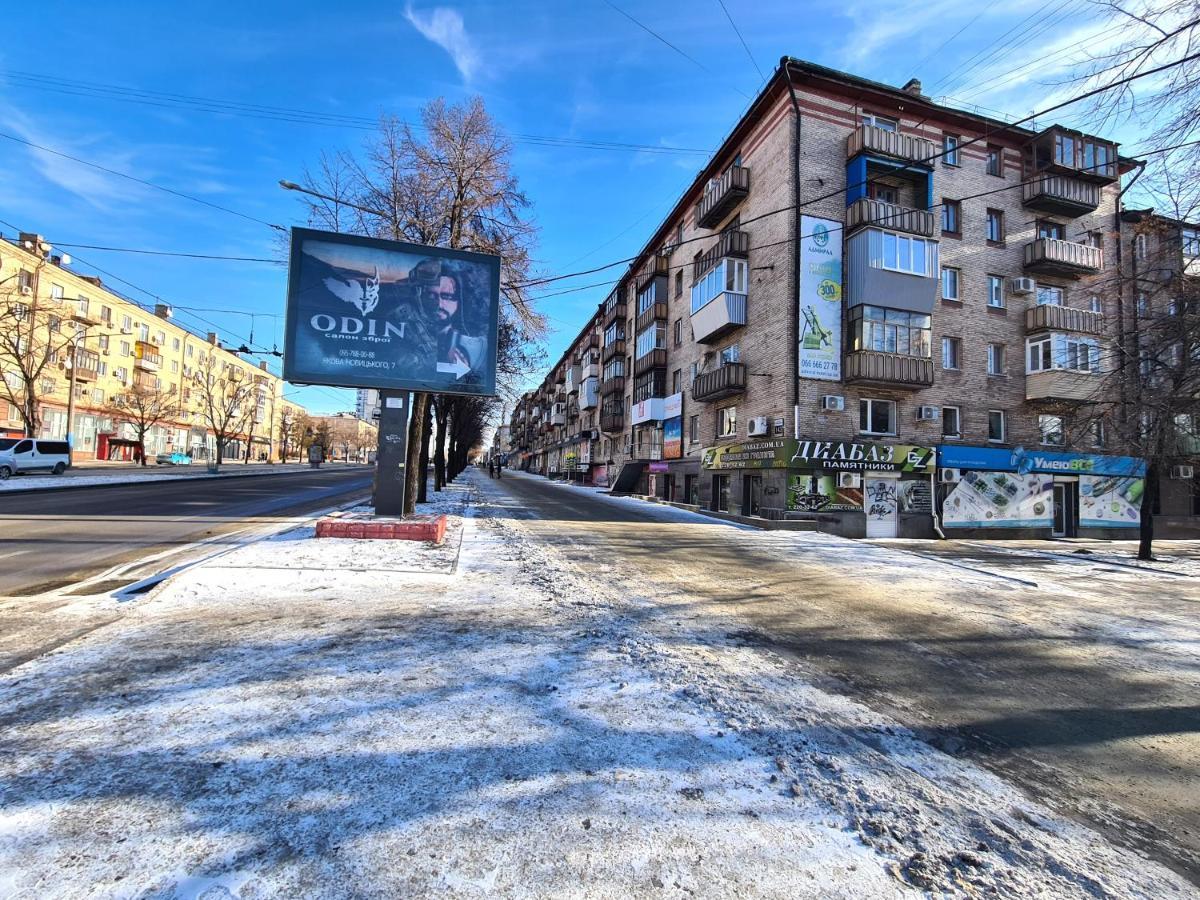 1-Room View Apartment Near Inturist On Sobornyi Avenue 143, By Grandhome Запорожье Экстерьер фото